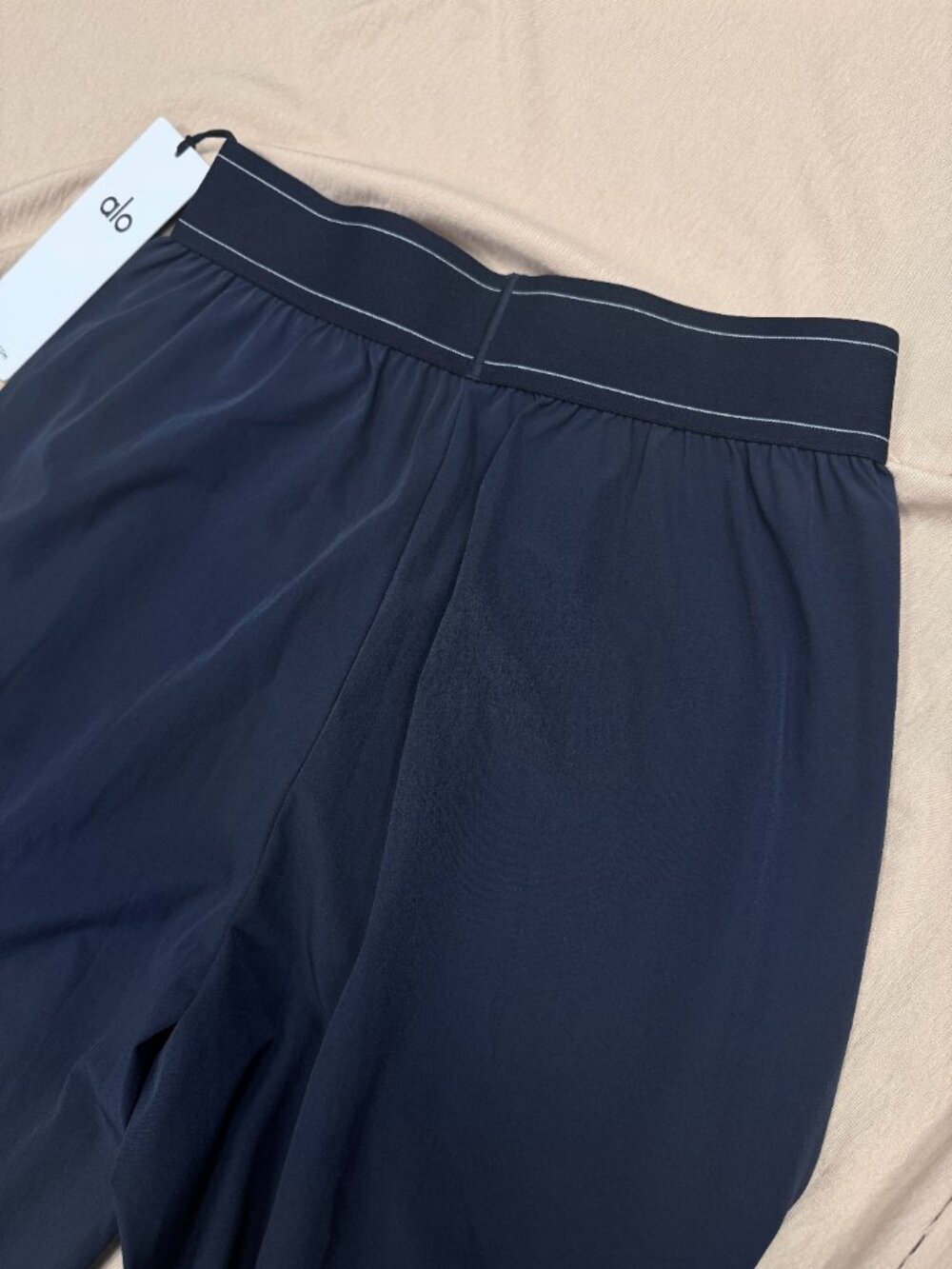 NWT ALO Yoga Suit Up Trouser Navy Blue (Regular)💞Relaxed Fit Wide Leg Pants - Picture 5 of 8